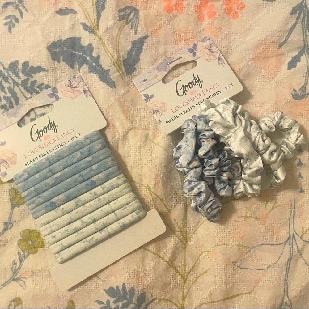 Love Shack Fancy x Goody : floral scrunchies and elastics.